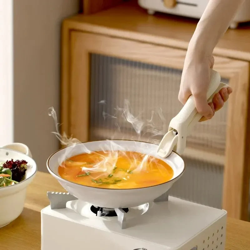 Heat-Resistant Silicone Pan Handle Cover