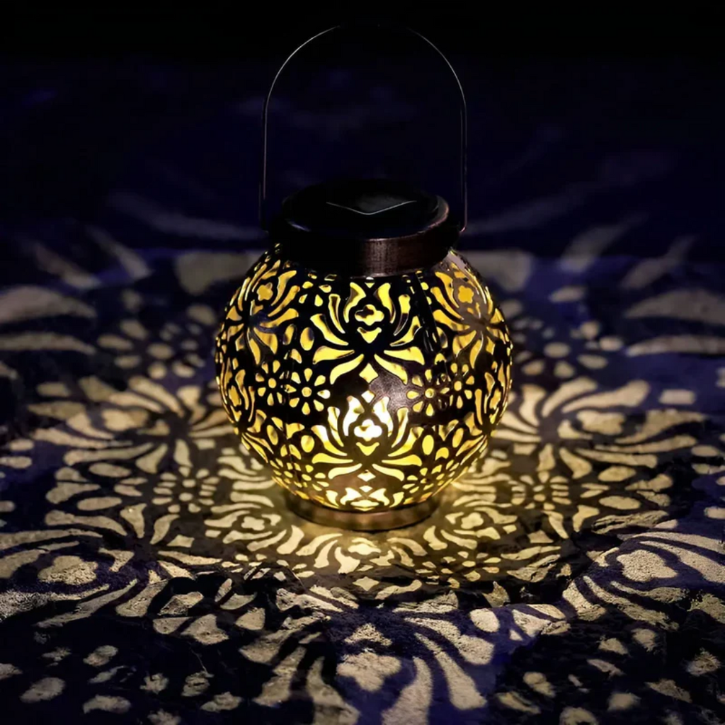 Weatherproof LED Solar Garden Pendant Light