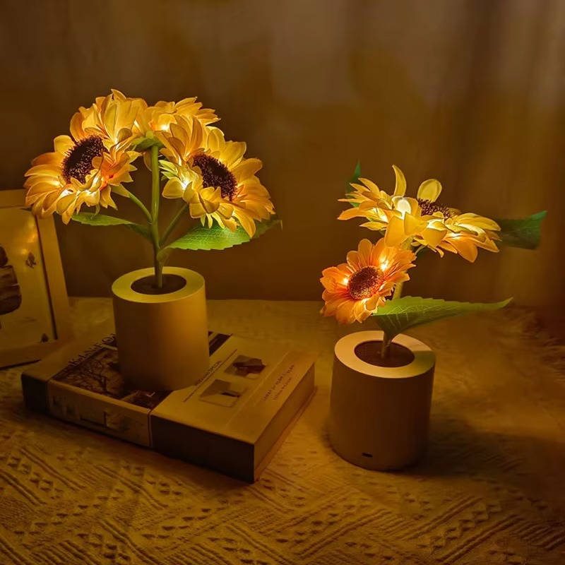 Sunflower LED Table Lamp