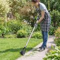 Lawn Edger lifestyle