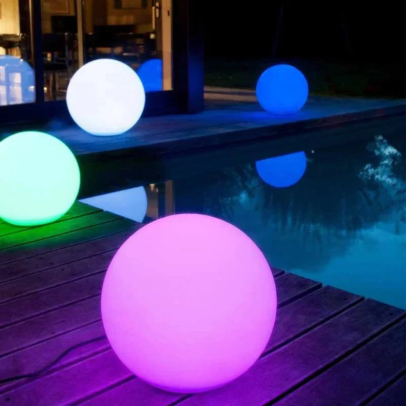 Outdoor LED Globe Light