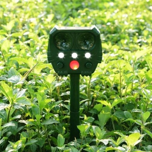 Ultrasonic Solar Snake Repeller for Yards
