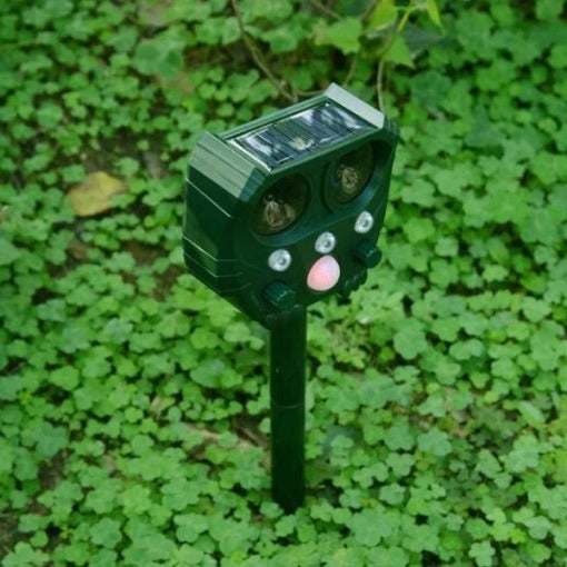 Ultrasonic Solar Snake Repeller for Yards