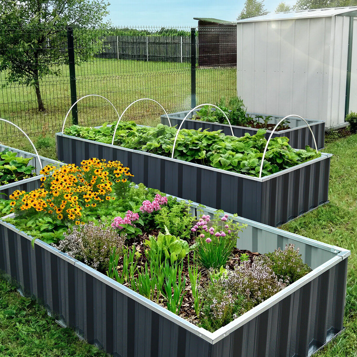 Outdoor Raised Garden Bed
